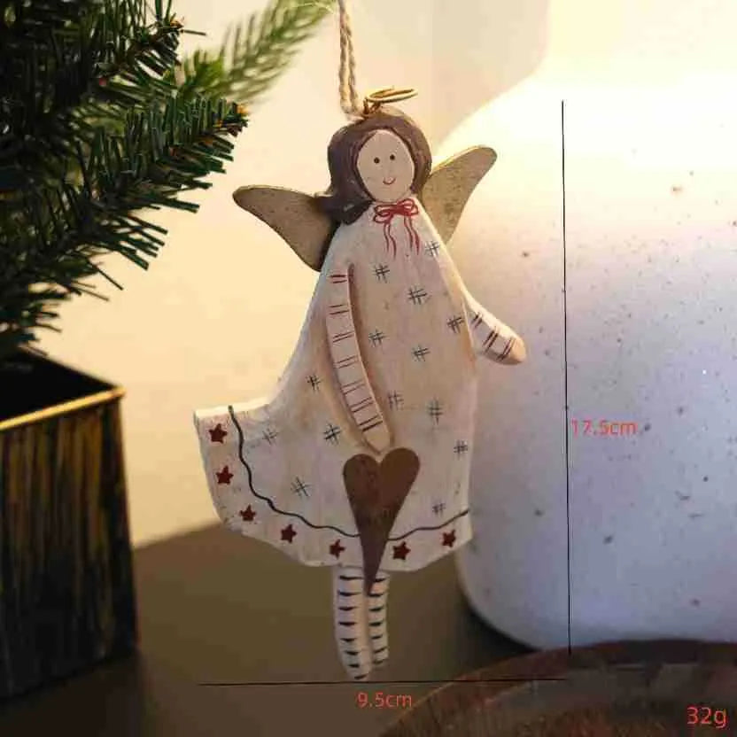 Hand-painted wooden pendant with carved designs in American country style for door or wall decoration