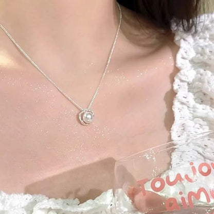 Rose pearl necklace for women with pearl pendant on copper cross chain, geometric circle ring design, 41-50cm