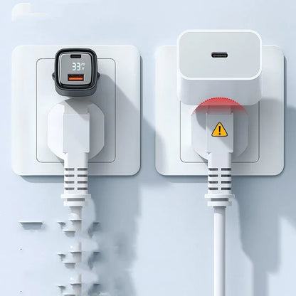 Black dual-port digital display fast charging charger, USB-A and USB-C, European standard plug, 81x33x28mm, model CH-1701