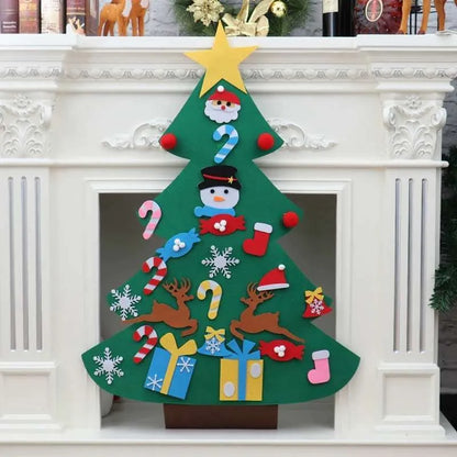 3D layered DIY felt Christmas tree with 32 decorations including Santa, reindeer, snowman, and stockings
