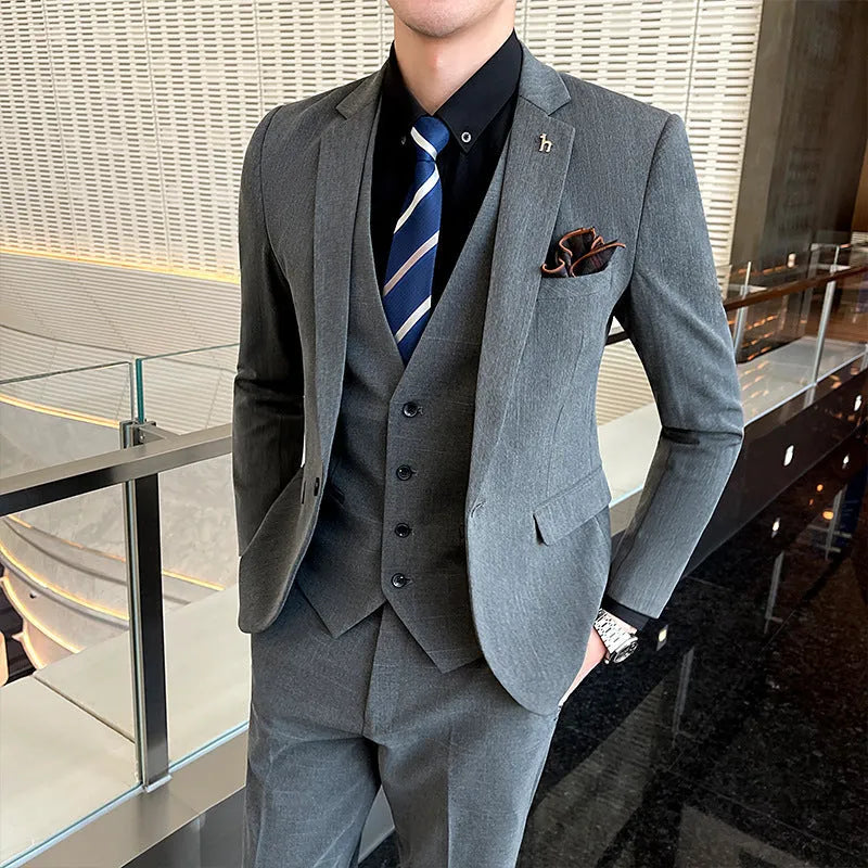 Men's slim fit business suit for formal wear, British style casual small suit set in black or dark grey, cotton blend fabric with adhesive interlining construction for spring and autumn leisure and professional occasions