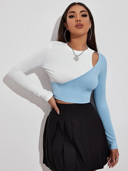 Trendy colorblock cropped strapless top with long sleeves for women