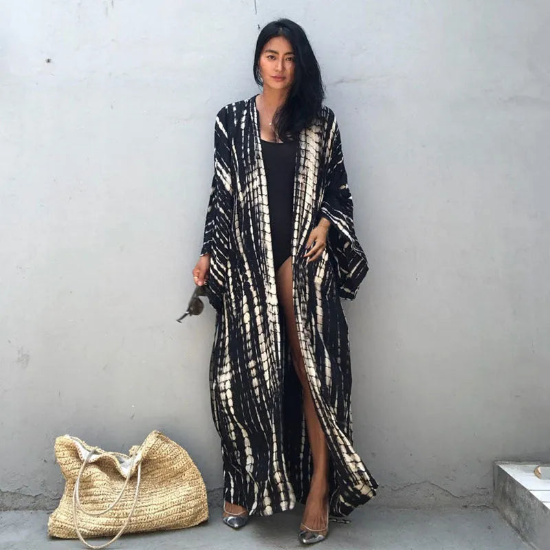Printed loose beach cover-up shirt with long sleeves in cotton fabric for sun protection