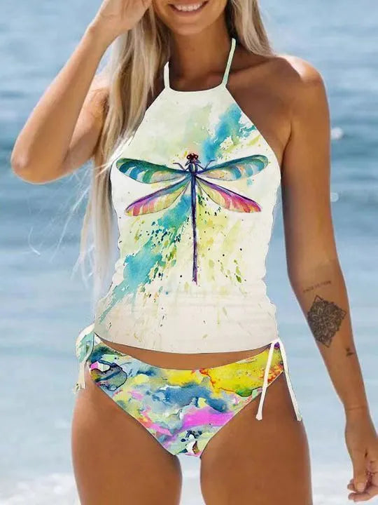 Conservative European and American women's colourful split pattern swimsuit for swimming.