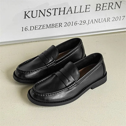 Men's slip-on casual shoes in microfiber with a rubber sole, shown in a neutral colour