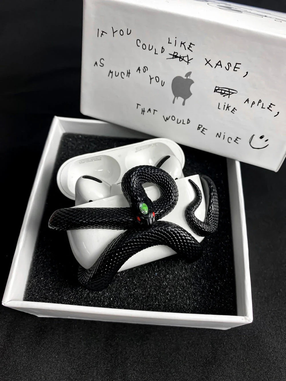 Stylish Halloween AirPods Pro Case with Spooky Snake Design - Protects your AirPods Pro in a unique, eye-catching silicone case