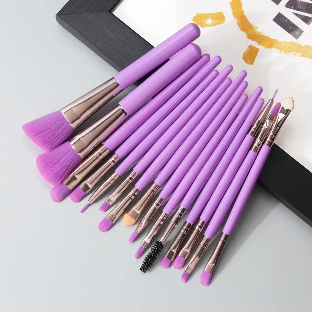 MAANGE 18-piece make-up and brush set with fan-shaped tools for blending and application