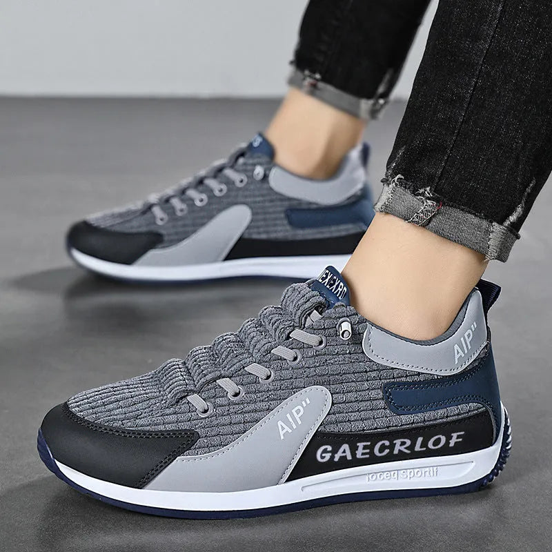 Men's Running Shoes lightweight casual mesh lace-up sports trainers with round toe low-top construction in green or grey colour for everyday wear