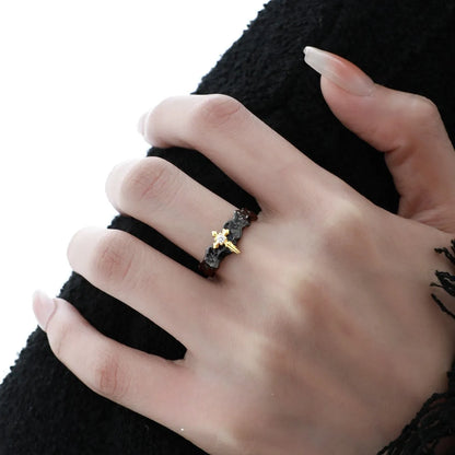 Princess Knight adjustable silver couple ring in white gold or black gold electroplating