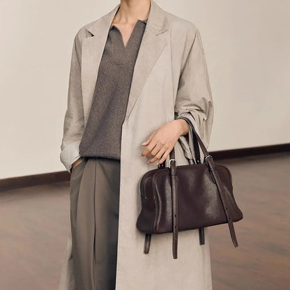 Women's retro casual genuine leather shoulder bag in horizontal square shape with double straps