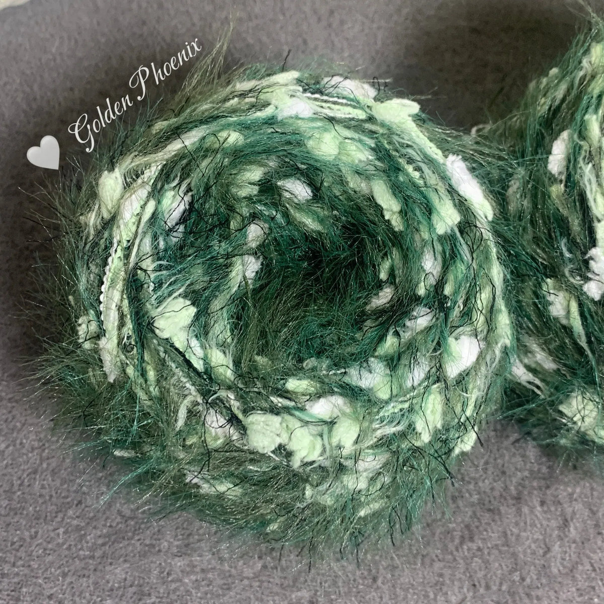 Soft polyester braiding thread, 6.0mm crochet effect, six strands, 100g approximately 40-50 metres, in seven colourways