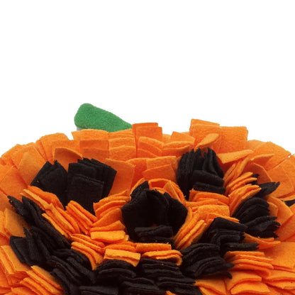 Orange pumpkin-shaped dog sniffing mat for slow feeding and anti-choking training