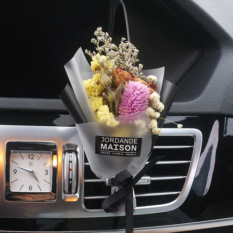 Dried flower car air freshener set with colourful bouquet and fragrance strips for air conditioning vents