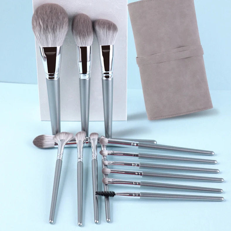 14-piece wooden handle makeup brush set with 4.5cm artificial fibre bristles and PU storage bag