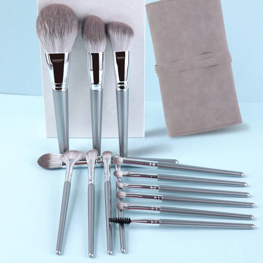 14-piece wooden handle makeup brush set with 4.5cm artificial fibre bristles and PU storage bag