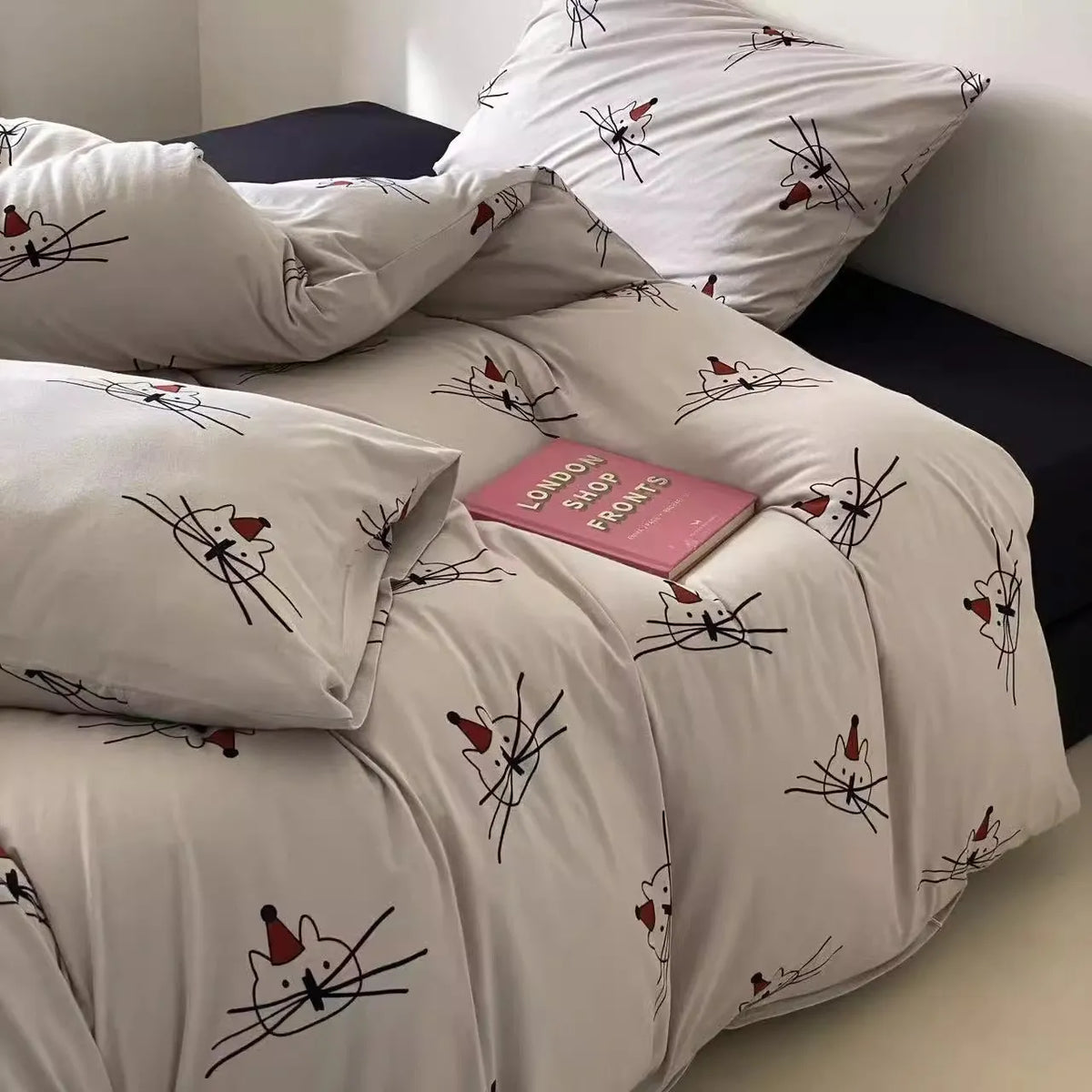 Pure cotton printed bedding set with quilt cover, sheet, and pillowcases in 1.2m to 2.0m sizes
