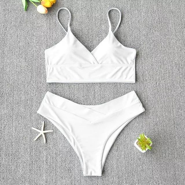 Women's two-piece swimwear bikini in quick-drying polypropylene fabric