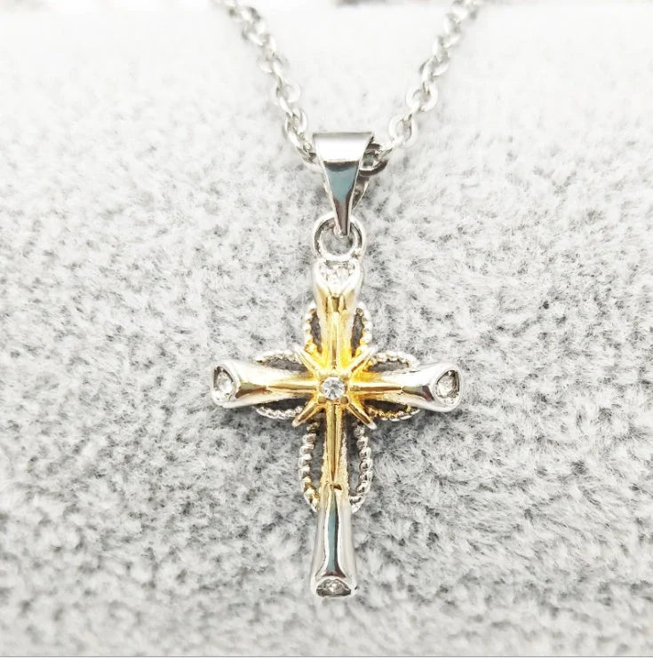 Stylish octagonal star cross alloy pendant with silver finish on a ring chain