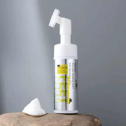 Pet cleaning kit with bottles of foot foam, deodorant spray, ear liquid, and packs of pet wipes for dogs and cats
