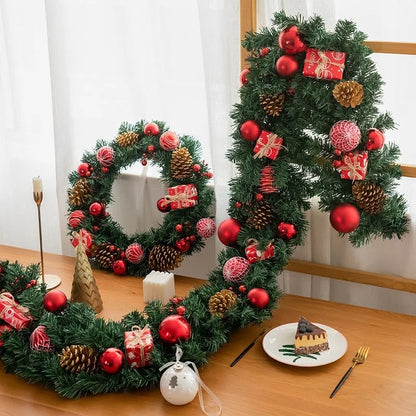 PVC Christmas wreath ring decoration in golden or red colour with rattan-inspired design