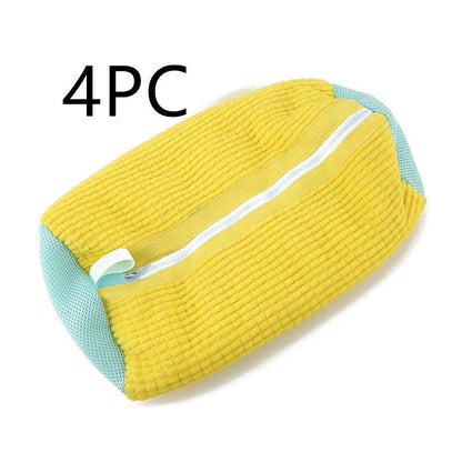 Durable shoe washing bag made of high-quality chenille fabric for effortless machine cleaning of sneakers, tennis shoes, and other washable footwear