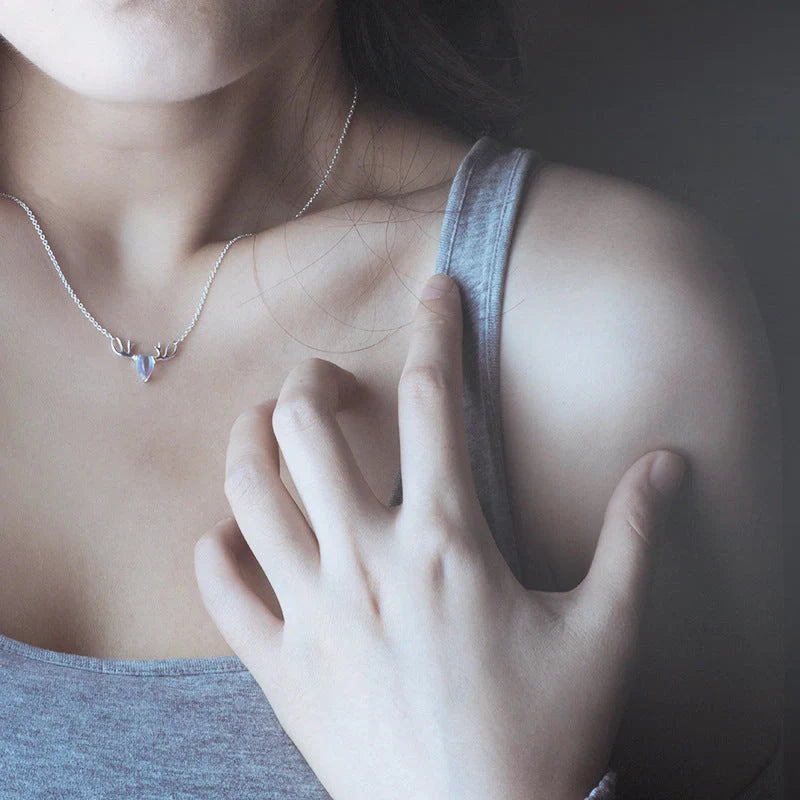 Elegant S925 Elk Moonstone Pendant Necklace for women