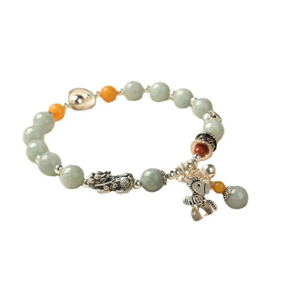 Natural emerald vintage bracelet with grade A jade and alloy in a retro style.