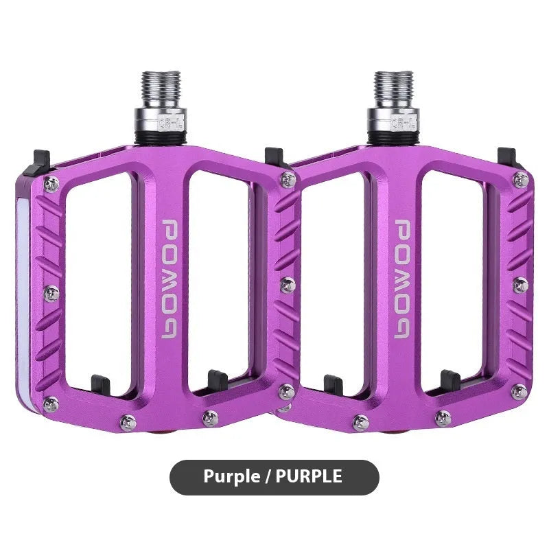 Bicycle luminous pedal with LED lights in aluminium alloy construction