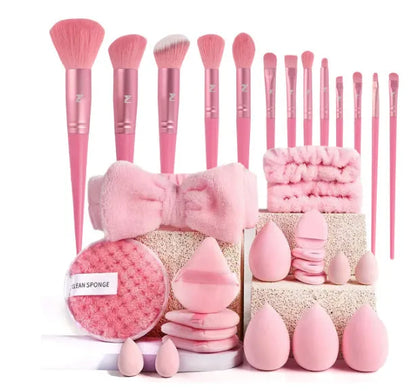 Beauty tool set with hydrophilic non-latex tools for facial cleansing and makeup application in various colours