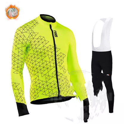 Winter cycling jersey with moisture-wicking technology and memory fabric for cold weather rides