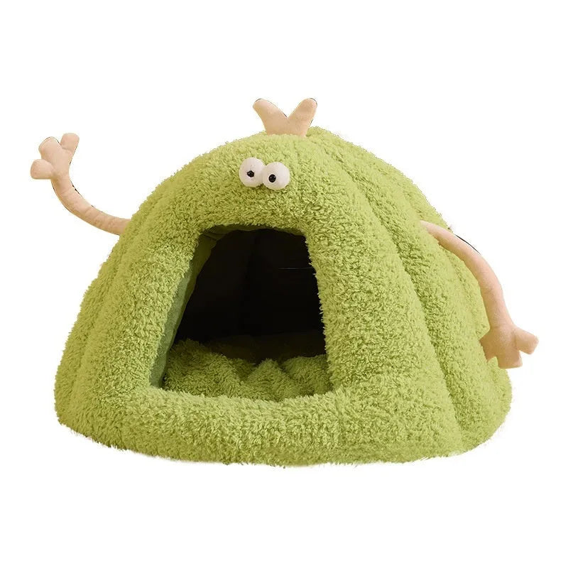 Monster-shaped cat kennel warm semi-enclosed indoor pet house for cats available in yellow, purple, and green colours with PP cotton bubble velvet construction in M and L size options.
