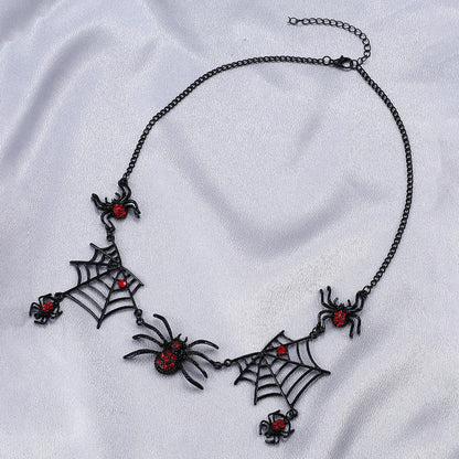 Fashionable Halloween spider and spider web necklace made of high-quality alloy with an electroplated finish