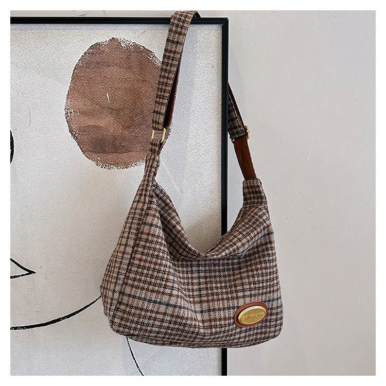Women's large capacity woolen shoulder bag in brown with pendant attachment for autumn and winter use