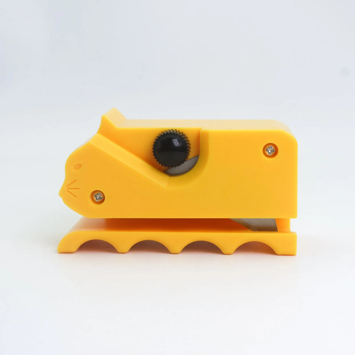 Cartoon cat-shaped corrugated paper cutting knife in assorted colours