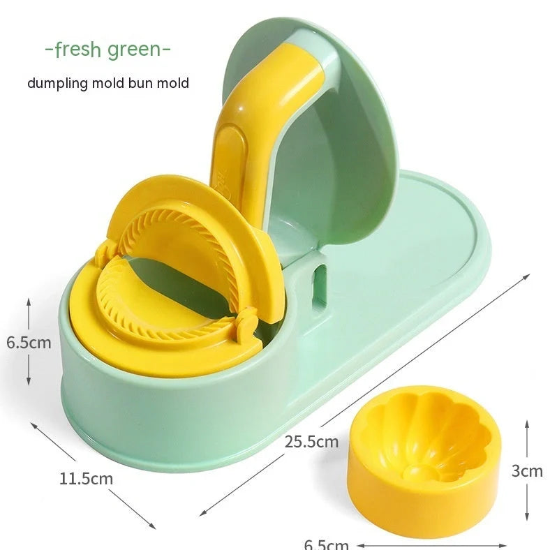 Green plastic dumpling wrapper press machine measuring 25.5cm with moulding mechanism