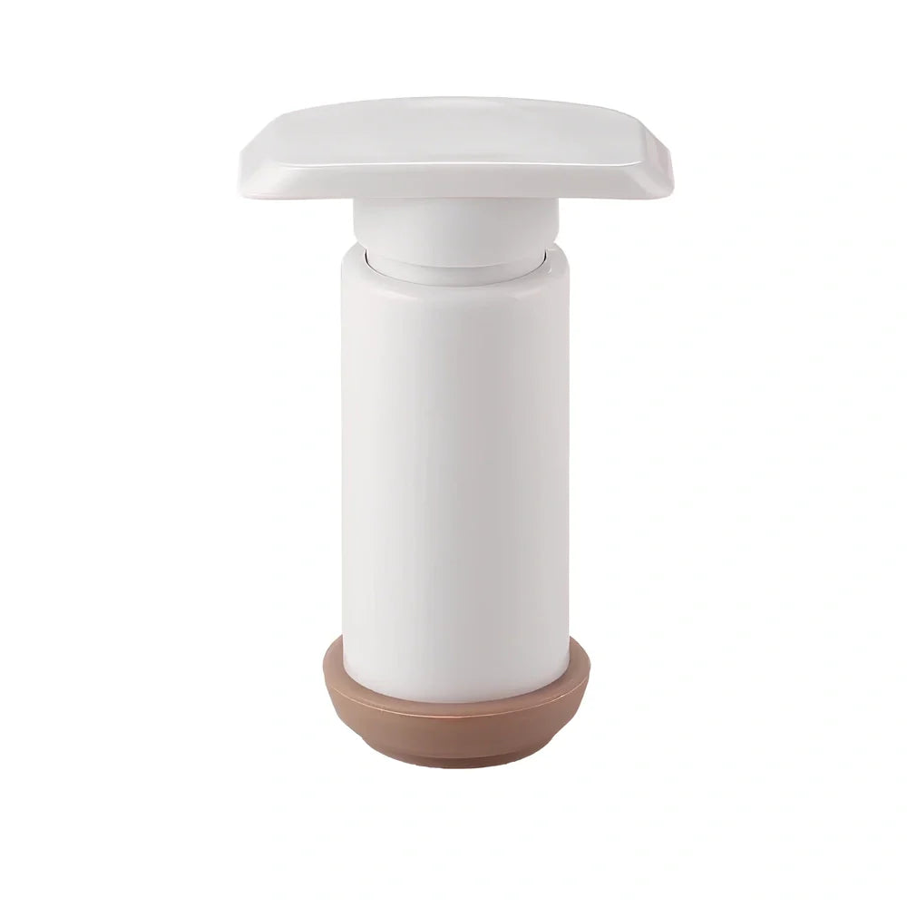 Transparent vacuum food storage box with manual pump and removable drainage net for extended freshness
