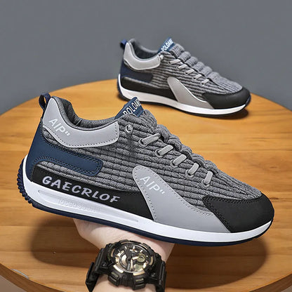 Men's green and grey mesh running shoes with round toe and lace-up closure