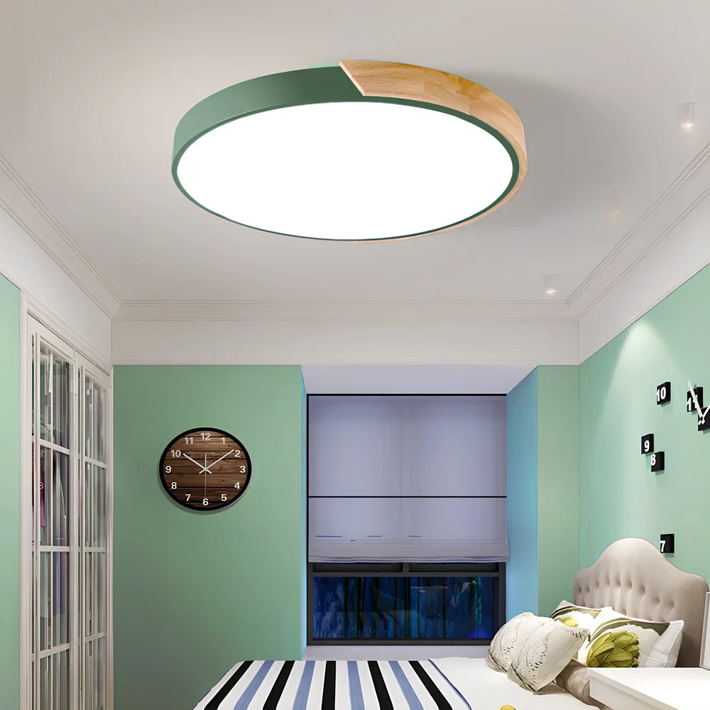 Modern circular ceiling lamp with remote control in black finish, 5cm height, suitable for bedrooms and living rooms