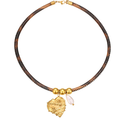 Women's stainless steel necklace with geometric leopard pendant, gold electroplated, on an adjustable chain.