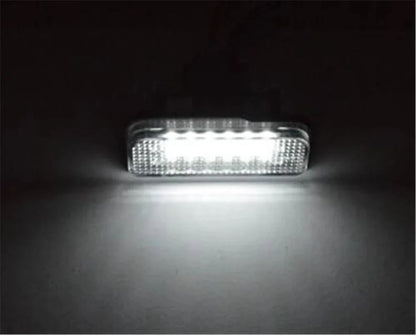 Mercedes Benz LED licence plate light for W203 W211 W219 R171 models showing 18 SMD LEDs