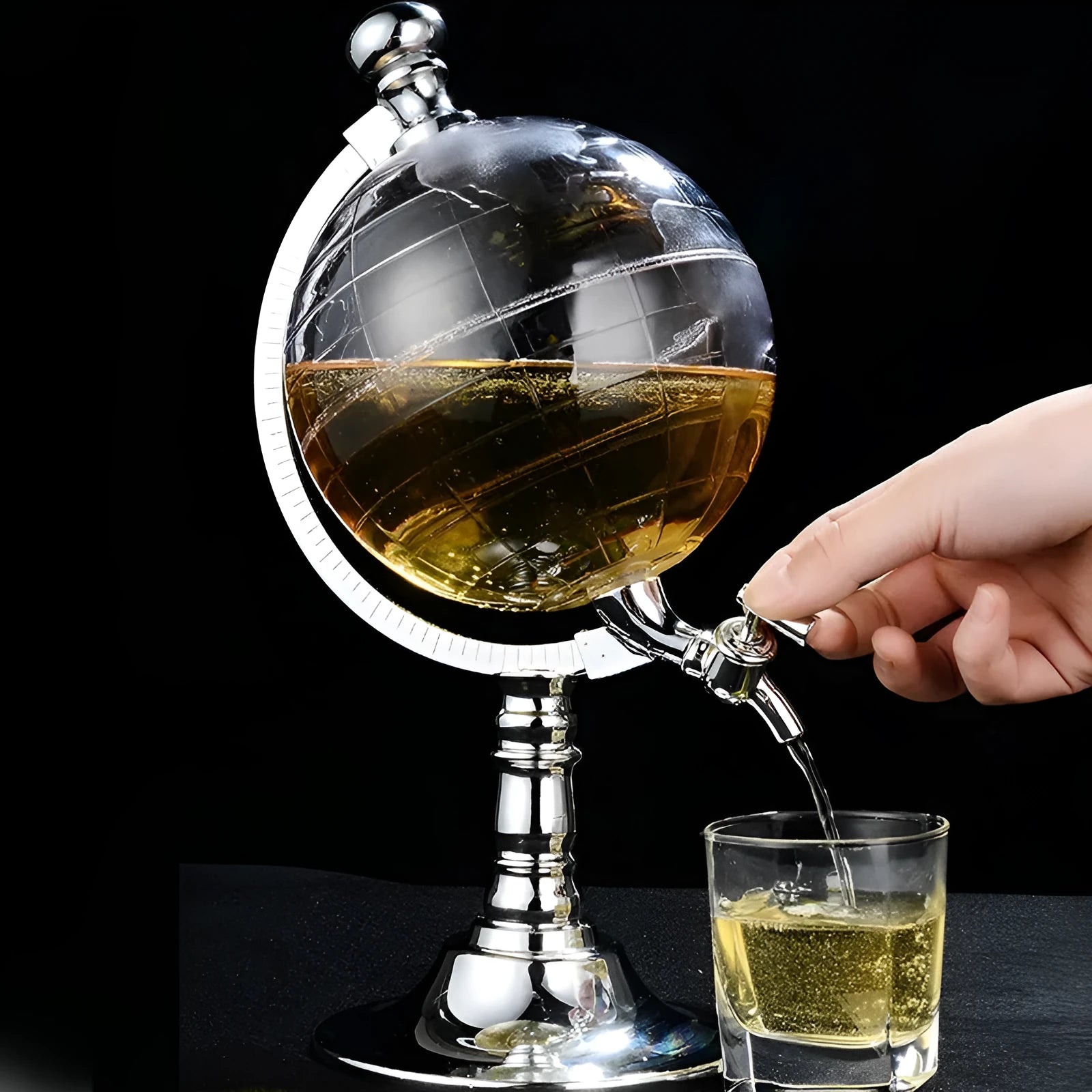Transparent globe drink dispenser on silver stand with 1L capacity for beverages