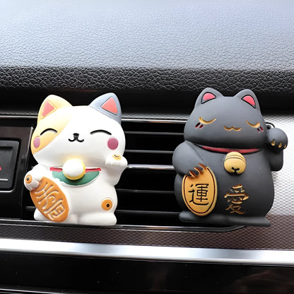Black and white cat resin car vent aromatherapy clip with essential oil diffuser