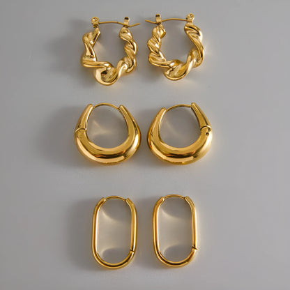 Pair of 18K gold plated stainless steel ear clips with geometric oval ellipse shape for women
