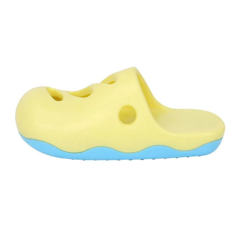 TPR rubber dog bathing massage brush in blue and yellow colour options with different head patterns