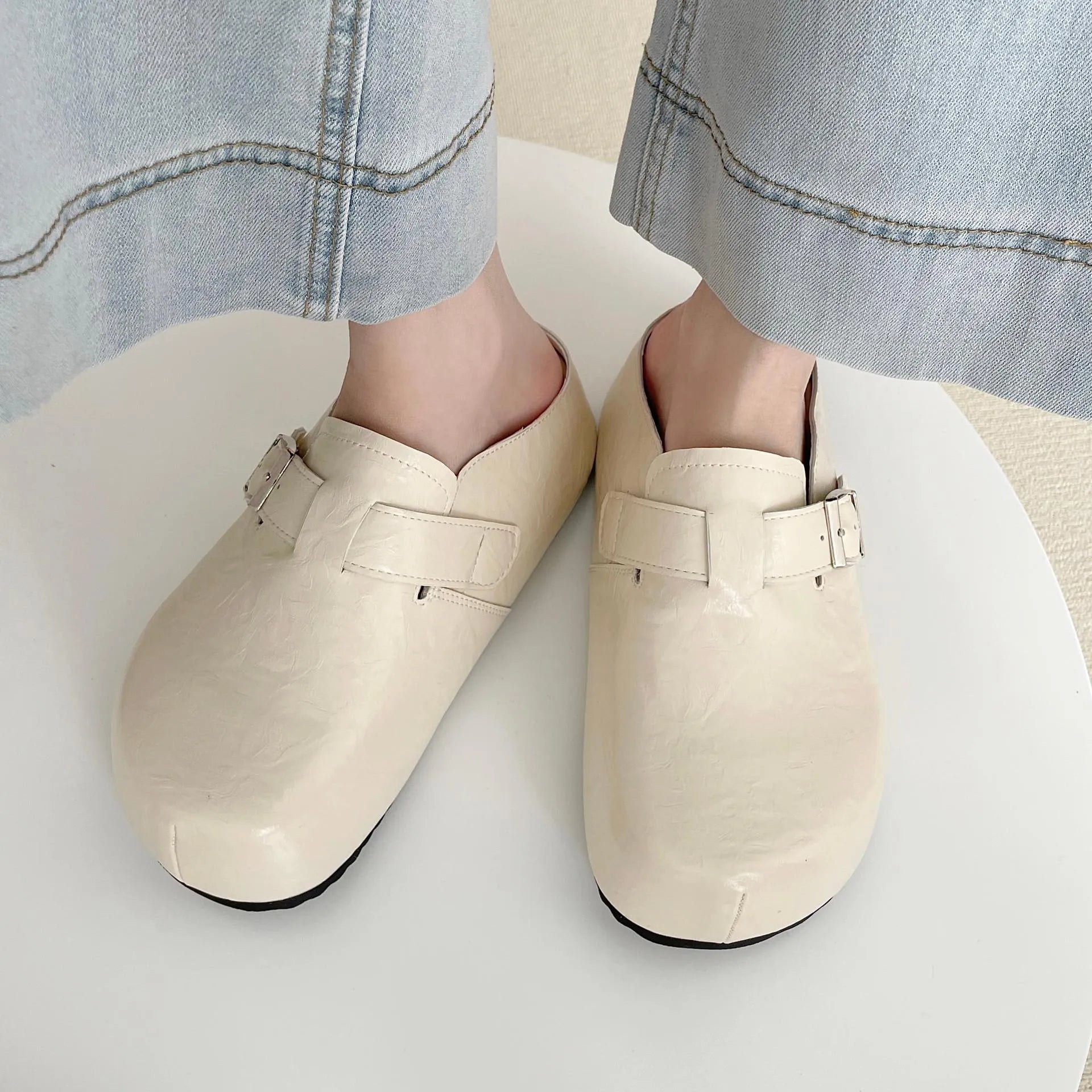 Flat buckle casual sneakers in yellow with round toe and PU upper