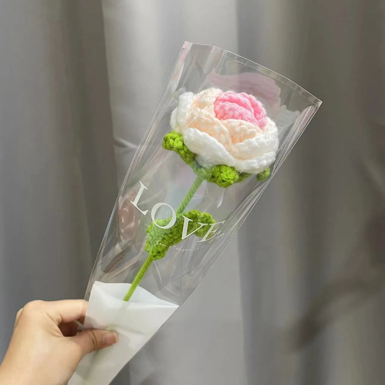 Wool-woven artificial silk rose bouquet in gradient blue colour with textured floral arrangement