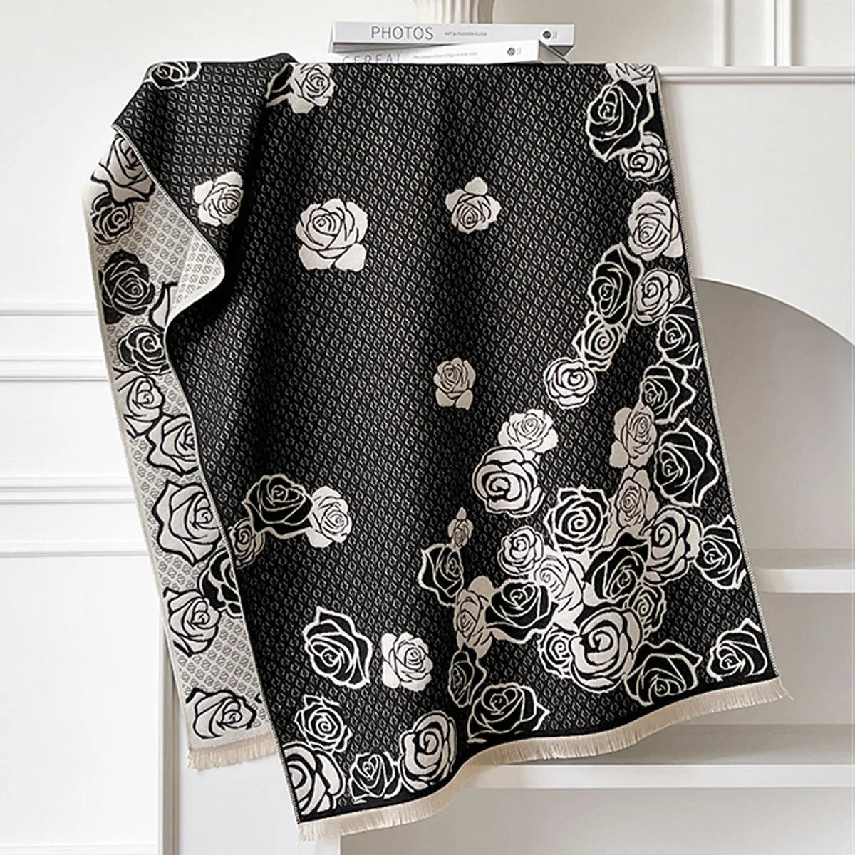 Cashmere-like winter scarf in grey, black, blue, or khaki with tassel details, shown flat to display its 185x65cm size.