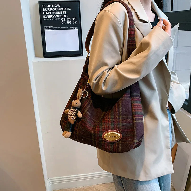 Women's Large Capacity Woolen Shoulder Bag for Autumn and Winter with Soft Special Material and Cross-Border Fashion Style, Available in Red, Khaki, or Brown with Optional Pendant Attachment for Daily Matching