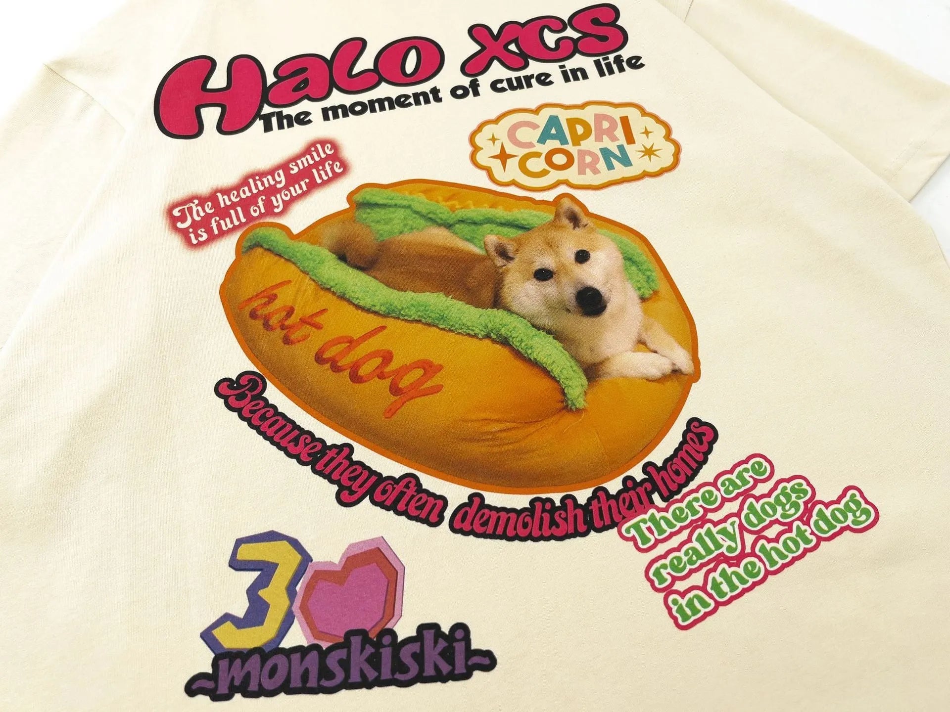 Cotton T-shirt with cartoon hamburger dog print in loose style, available in three colours
