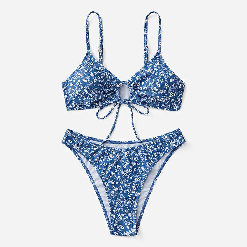 Blue swimsuit three-piece set with top and shorts for swimming and wading activities
